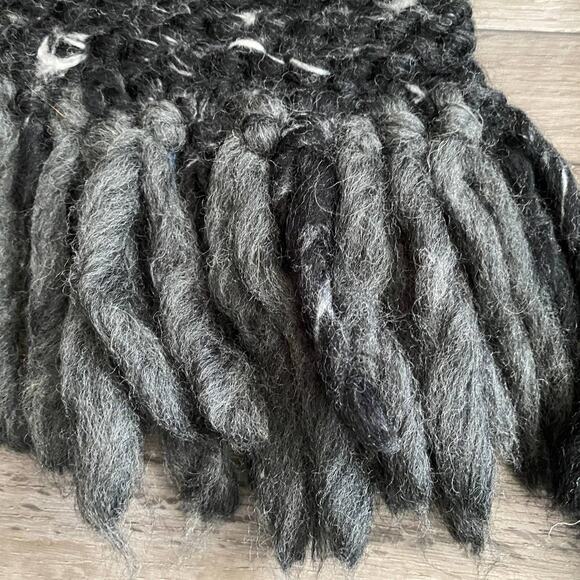 Handknit Charcoal Gray Winter Scarf with Fringe 6" x 40" - Picture 4 of 6